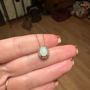 10k Yellow Gold Opal Necklace